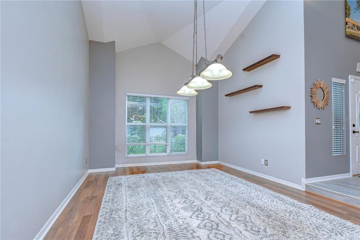 5424 WINDBRUSH DRIVE — photo 14 of 57