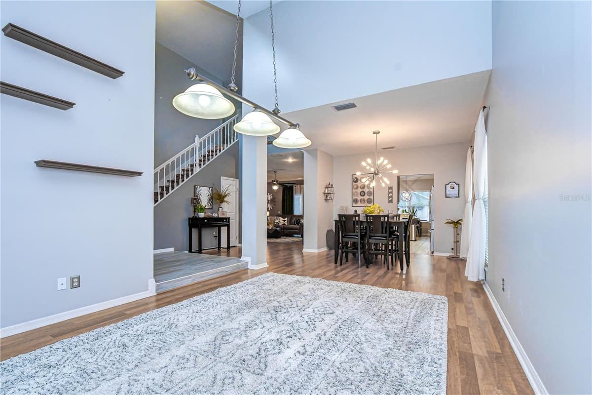 5424 WINDBRUSH DRIVE — photo 16 of 57