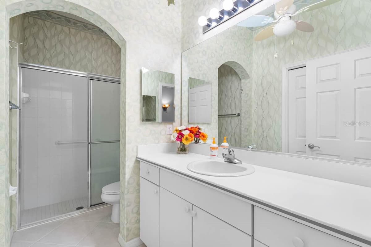 1015 CHELSEA GREENS COURT — photo 34 of 71