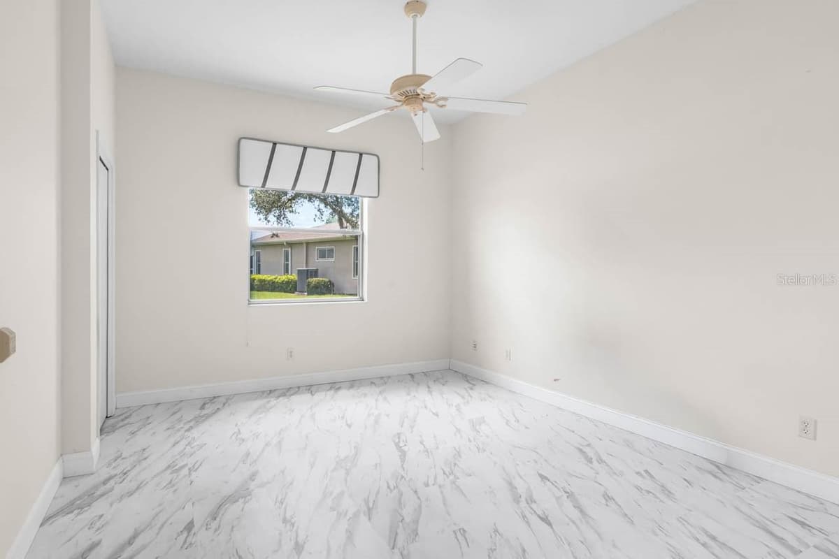 1015 CHELSEA GREENS COURT — photo 35 of 71