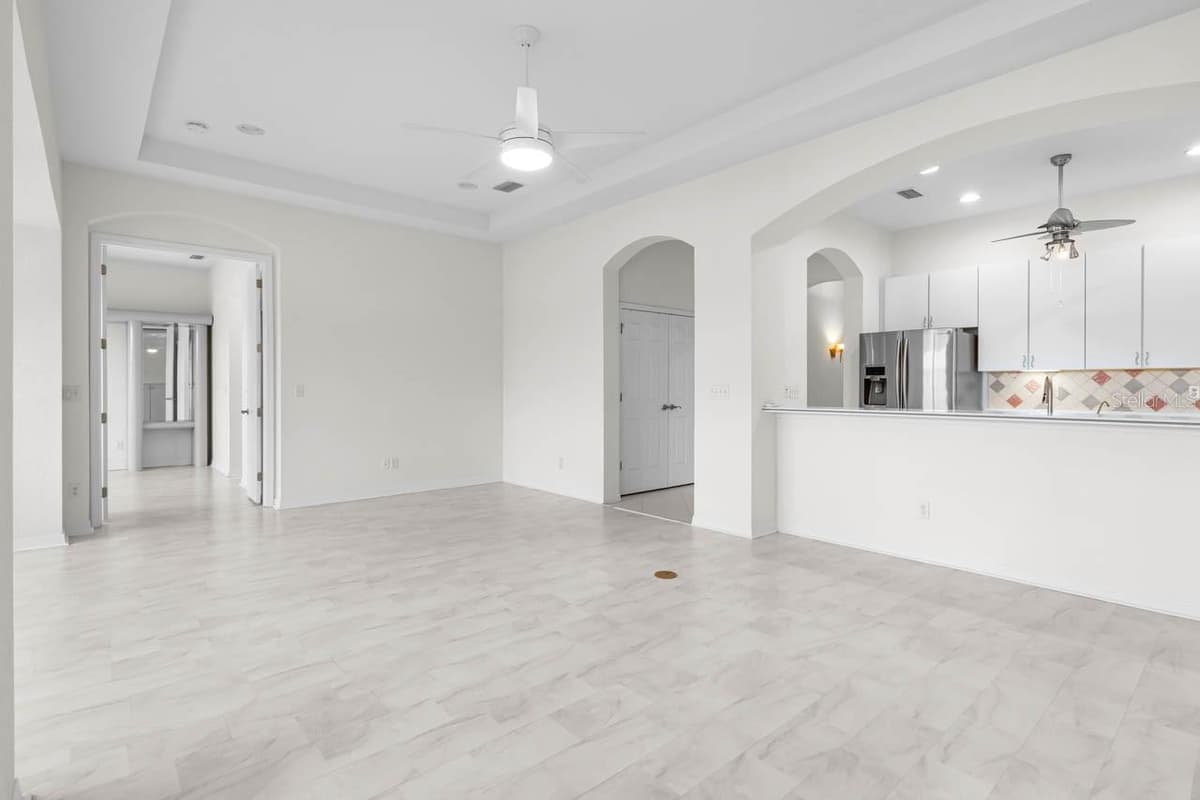 1015 CHELSEA GREENS COURT — photo 24 of 71