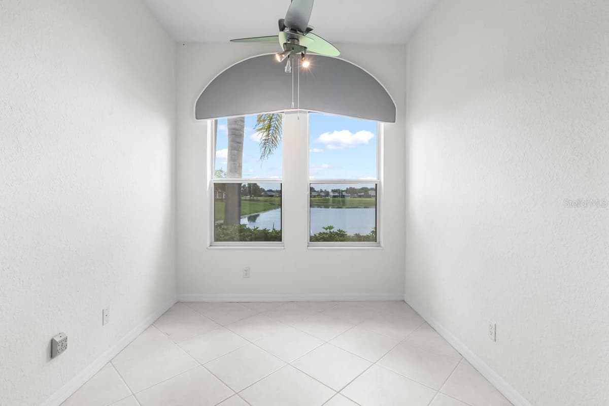 1015 CHELSEA GREENS COURT — photo 19 of 71