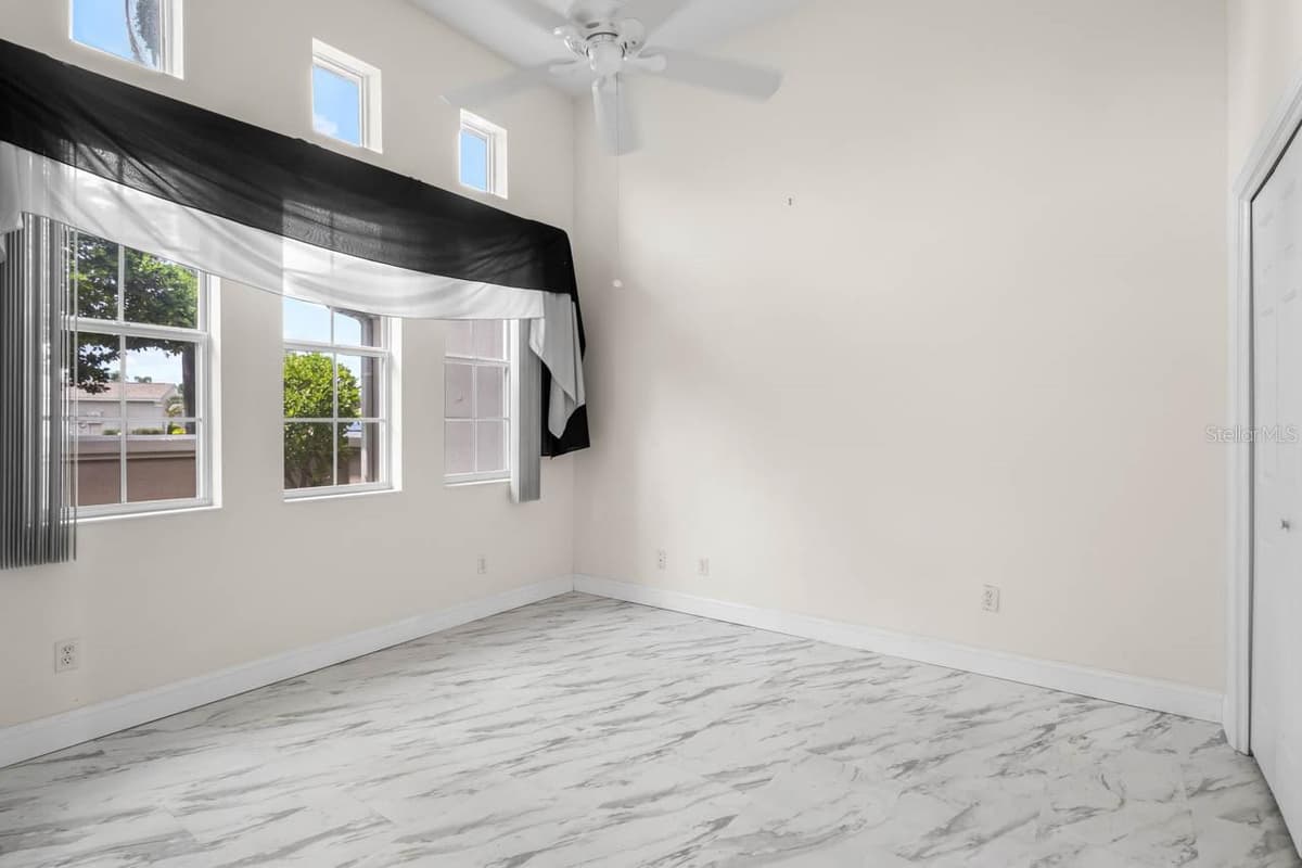 1015 CHELSEA GREENS COURT — photo 33 of 71