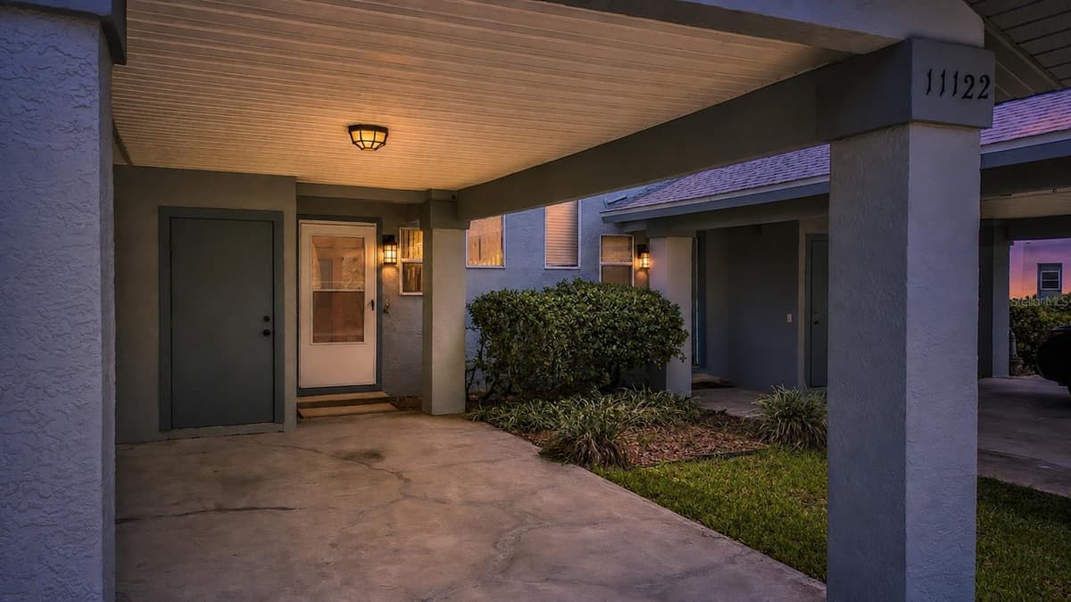 11122 COVE HARBOR DRIVE — photo 60 of 64