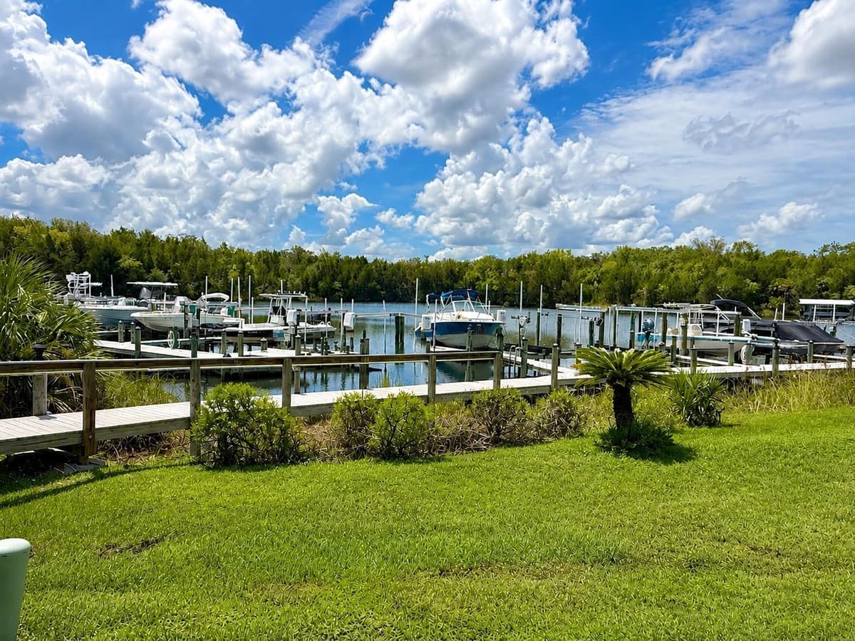 11122 COVE HARBOR DRIVE — photo 34 of 64