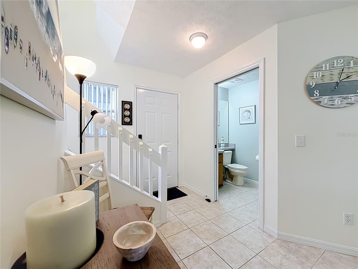 11122 COVE HARBOR DRIVE — photo 14 of 64