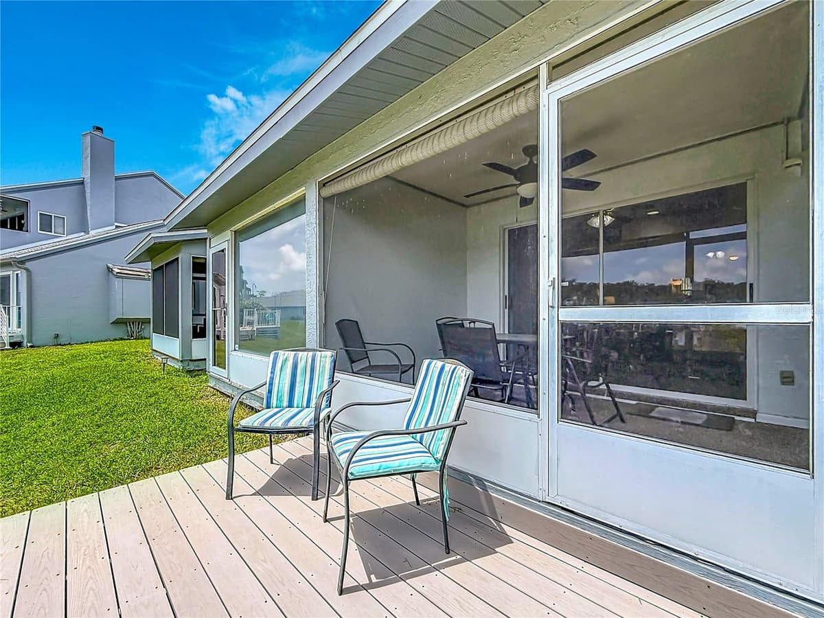 11122 COVE HARBOR DRIVE — photo 32 of 64