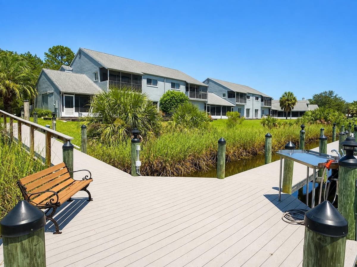 11122 COVE HARBOR DRIVE — photo 39 of 64