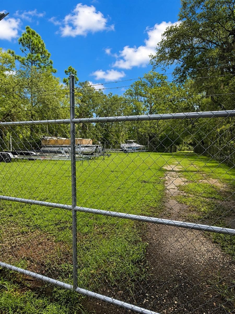 11122 COVE HARBOR DRIVE — photo 50 of 64