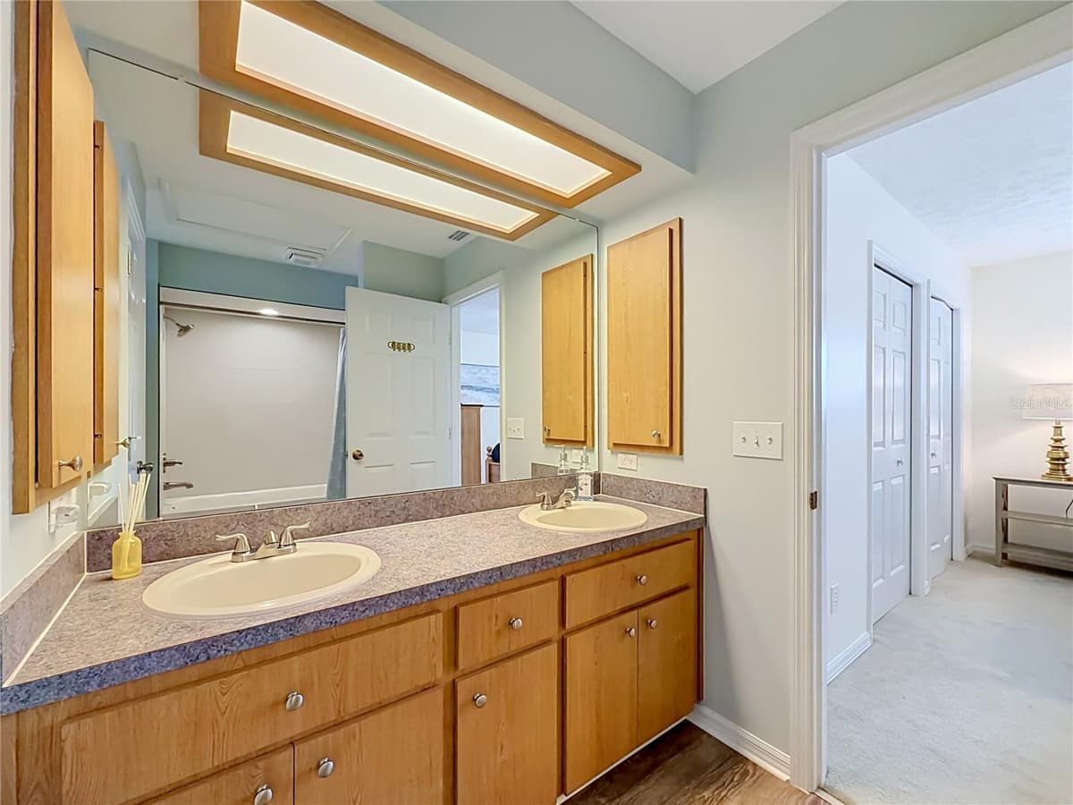 11122 COVE HARBOR DRIVE — photo 27 of 64
