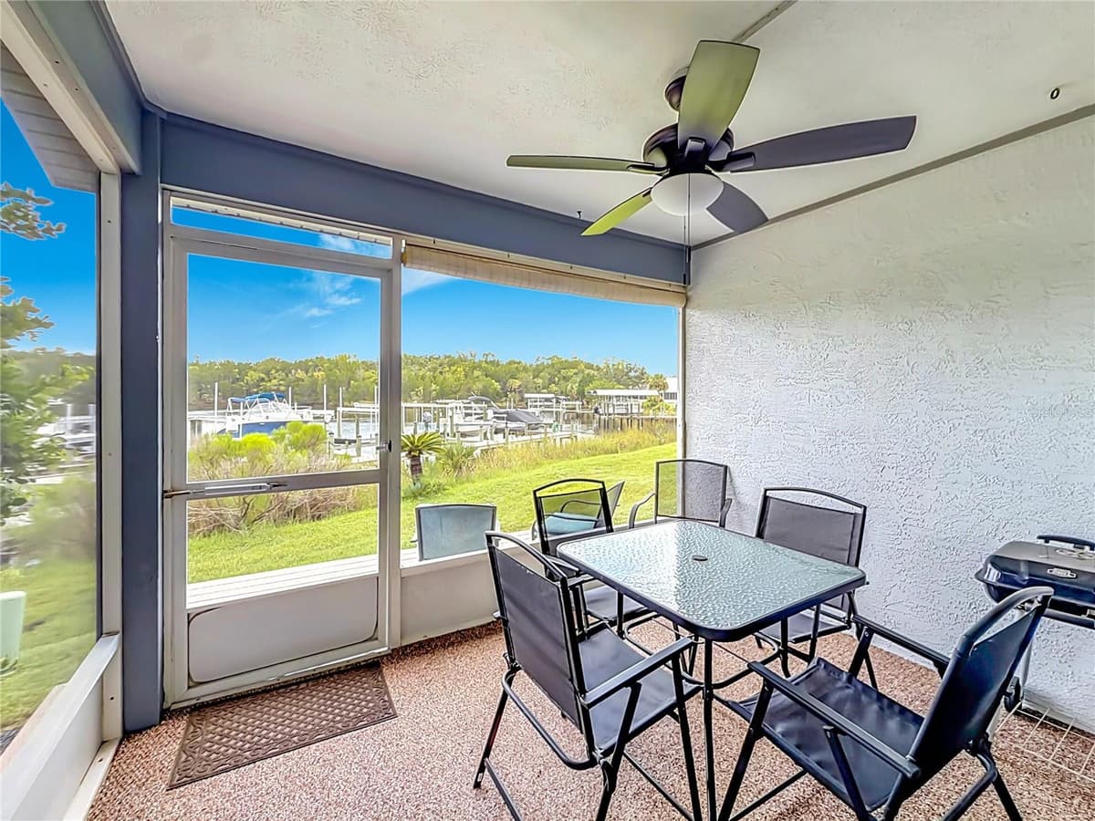 11122 COVE HARBOR DRIVE — photo 30 of 64