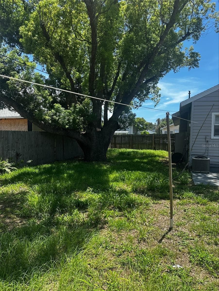 4411 16TH AVENUE — photo 13 of 14