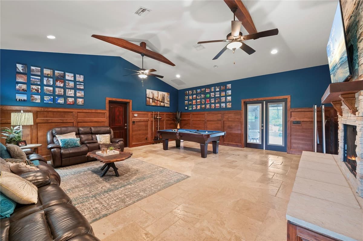 10789 CYPRESS BEND AVENUE — photo 18 of 84