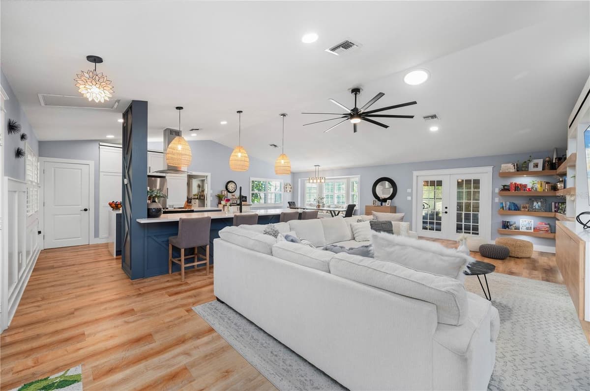 10789 CYPRESS BEND AVENUE — photo 32 of 84
