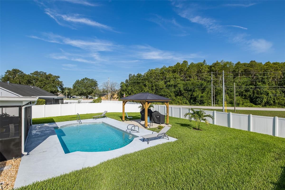9503 CALLE ALTA — photo 4 of 84