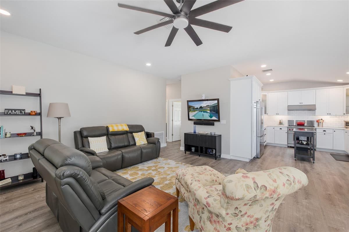 9503 CALLE ALTA — photo 12 of 84