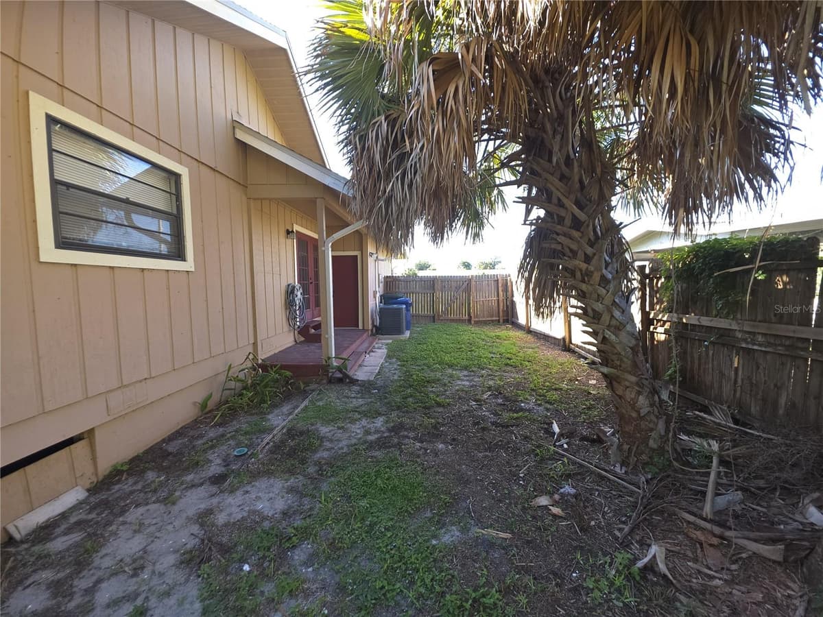 700 SOUTH VENICE AVENUE — photo 19 of 25