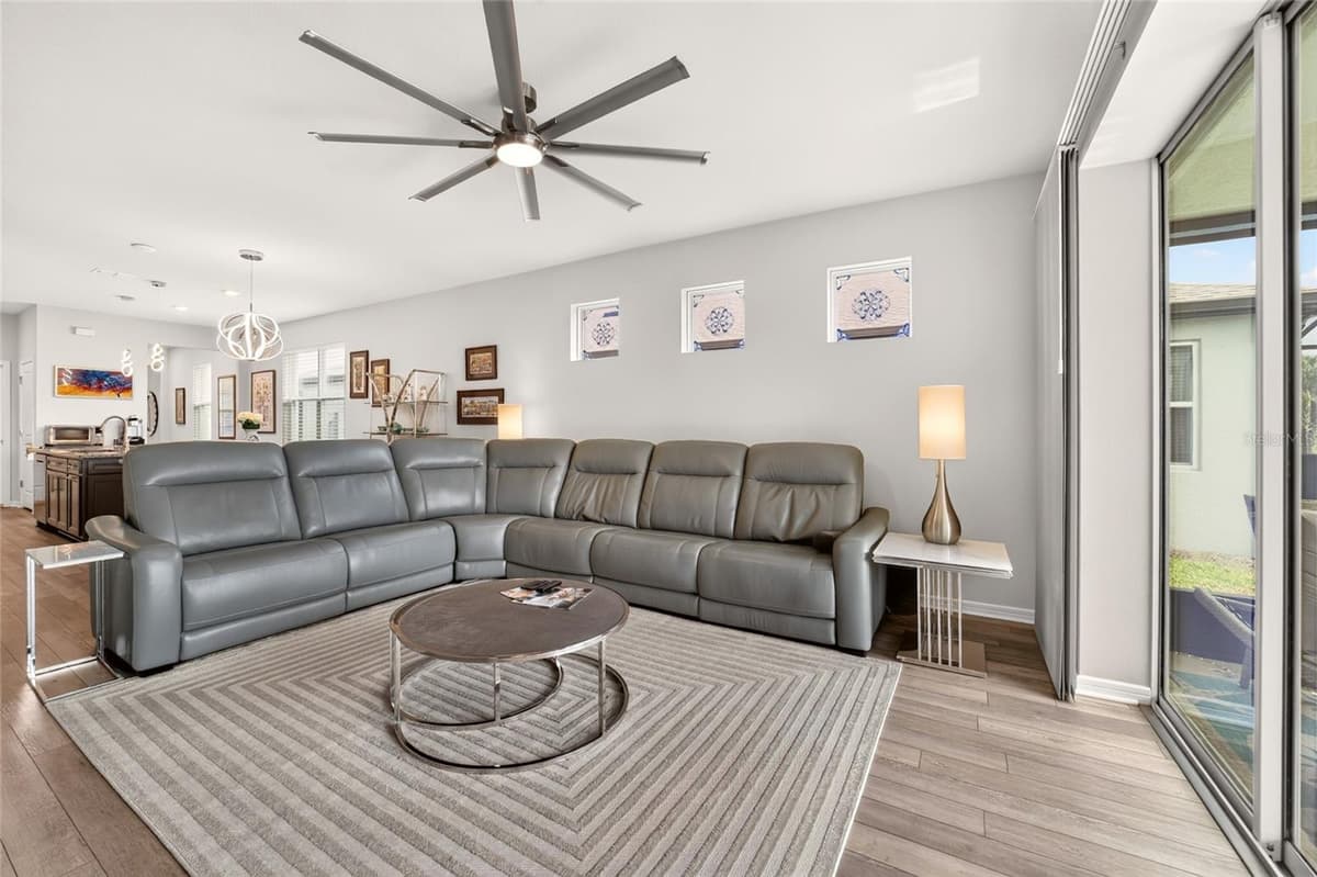 6043 93RD CIRCLE — photo 14 of 64