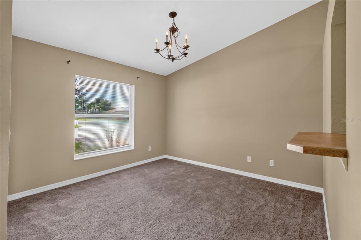 106 MAJESTIC GARDENS COURT — photo 5 of 33