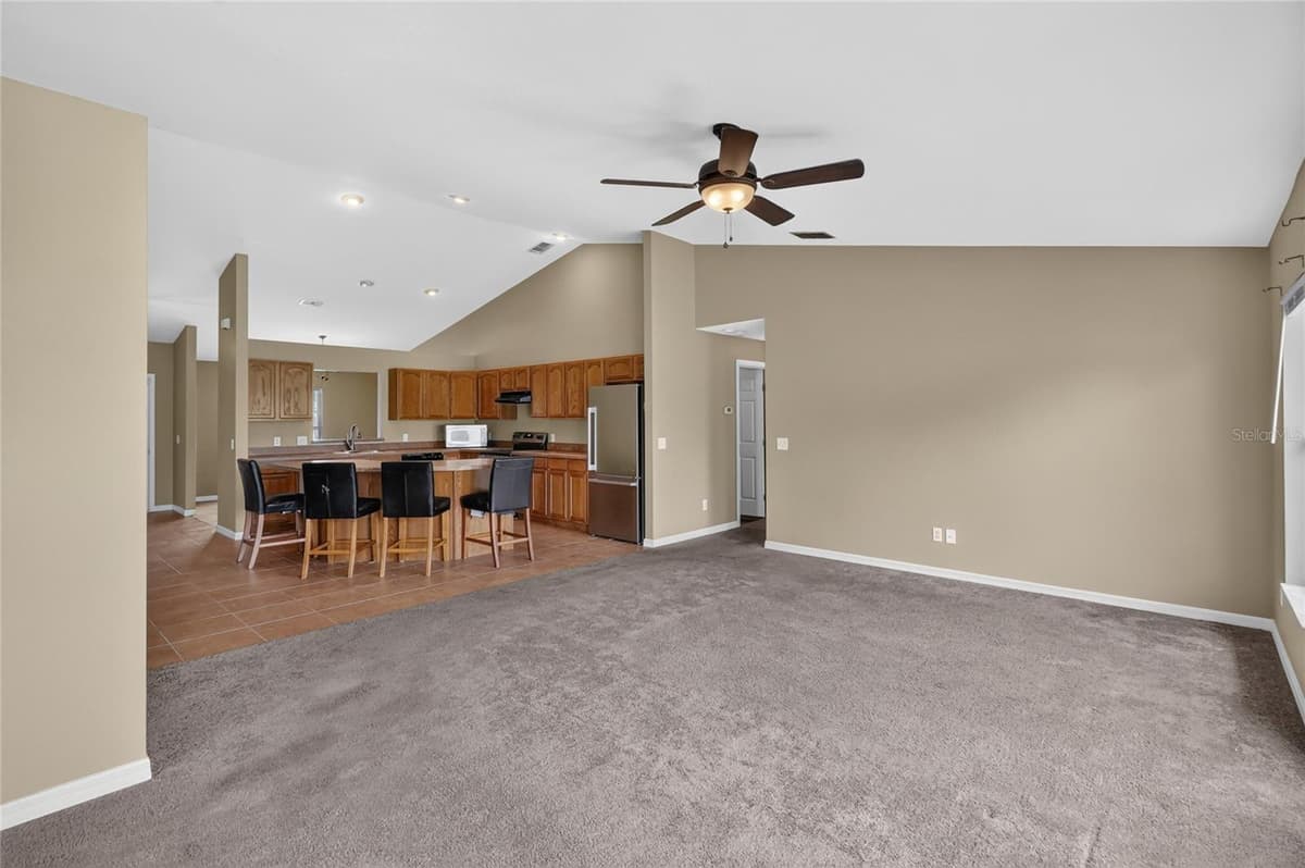 106 MAJESTIC GARDENS COURT — photo 24 of 33