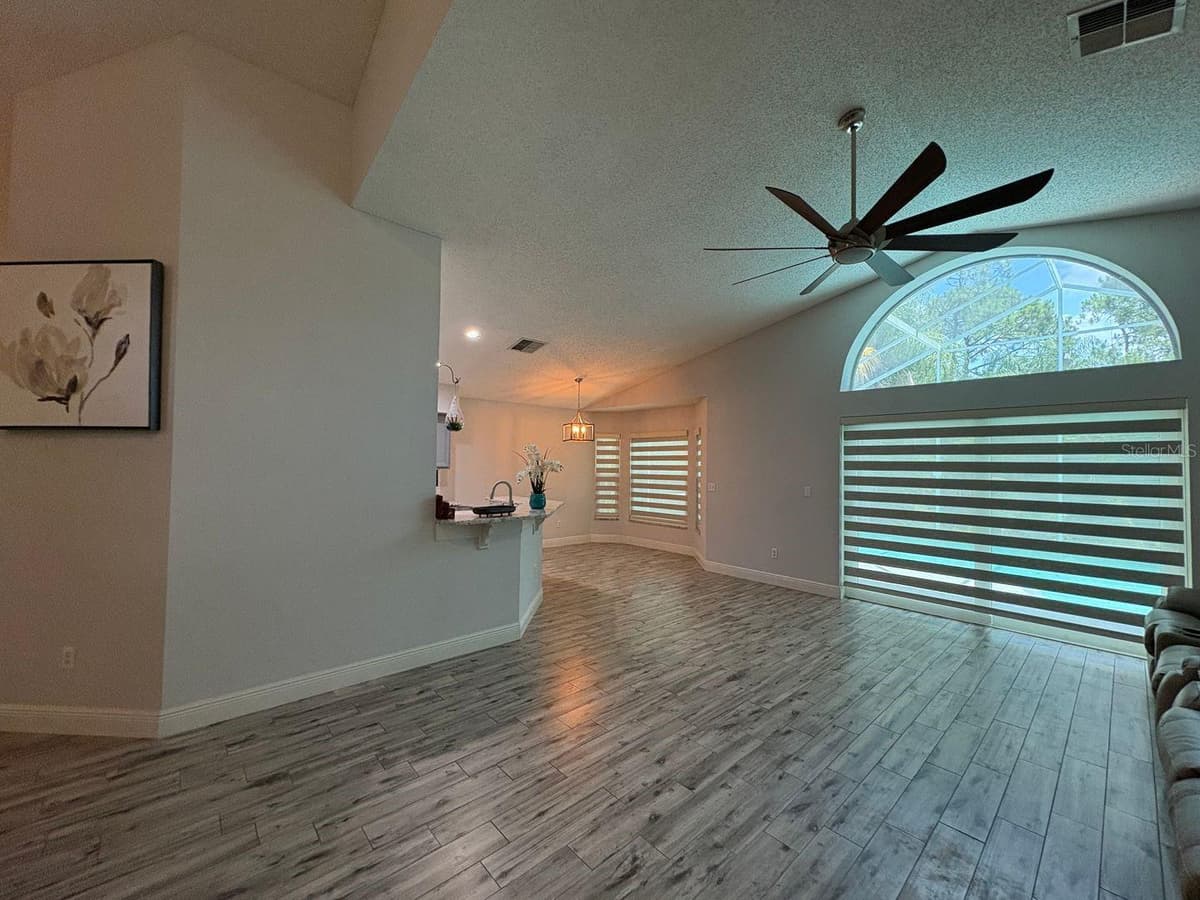 2791 PICADILLY CIRCLE — photo 5 of 32