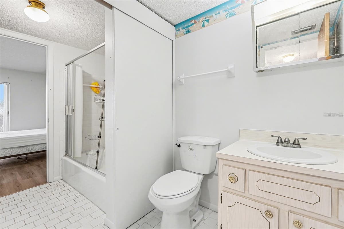 3723 LAKE BAYSHORE DRIVE — photo 8 of 23