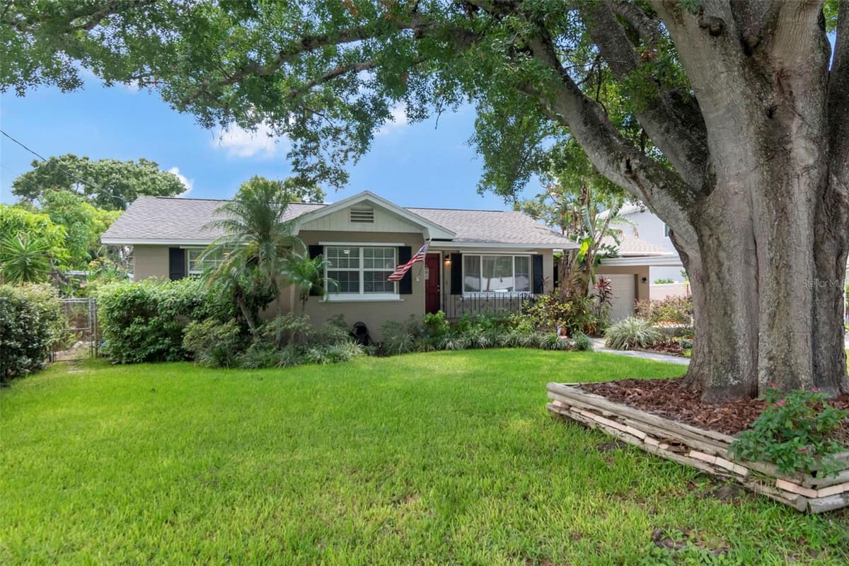 311 GOMEZ AVENUE — photo 3 of 50