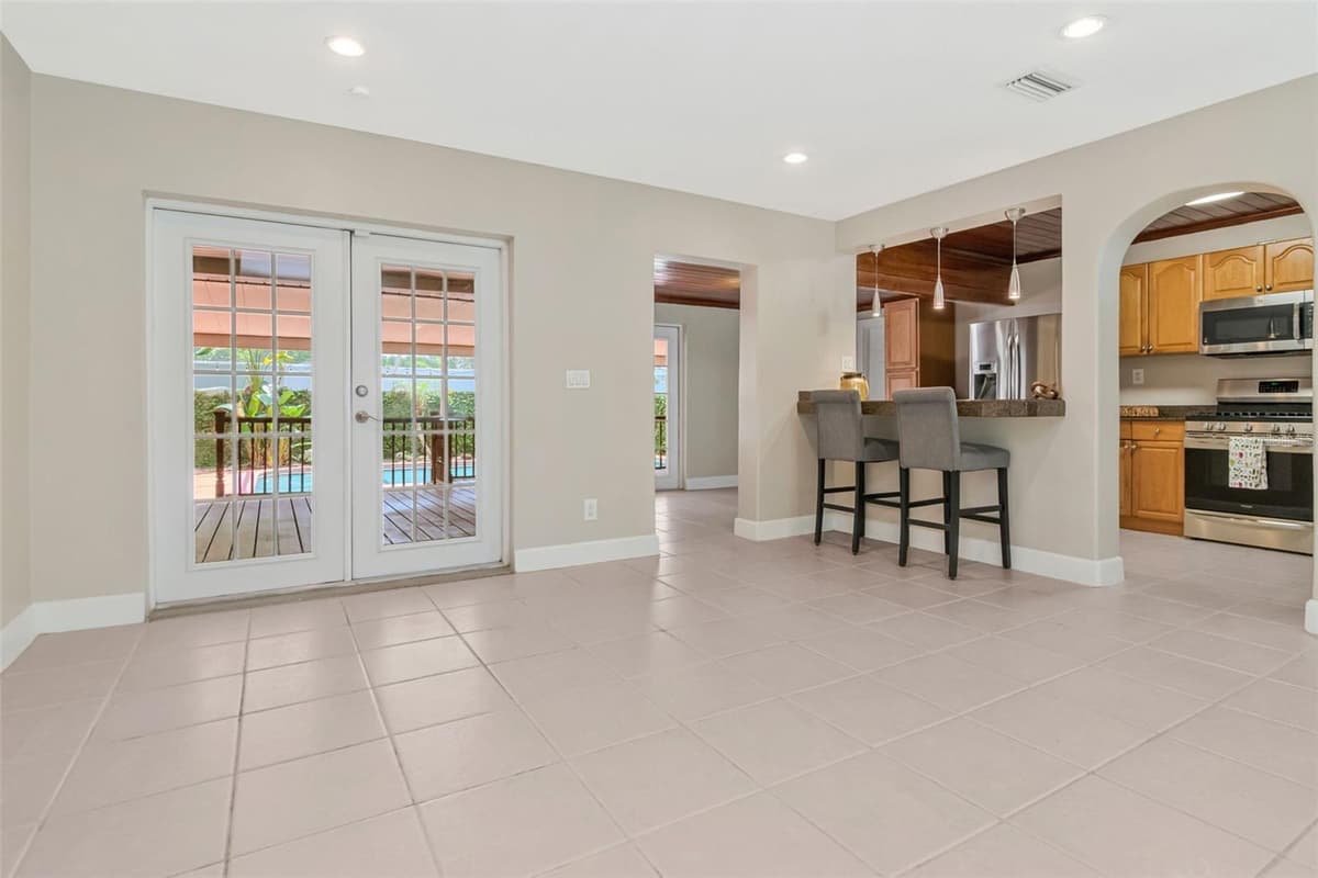 311 GOMEZ AVENUE — photo 10 of 50