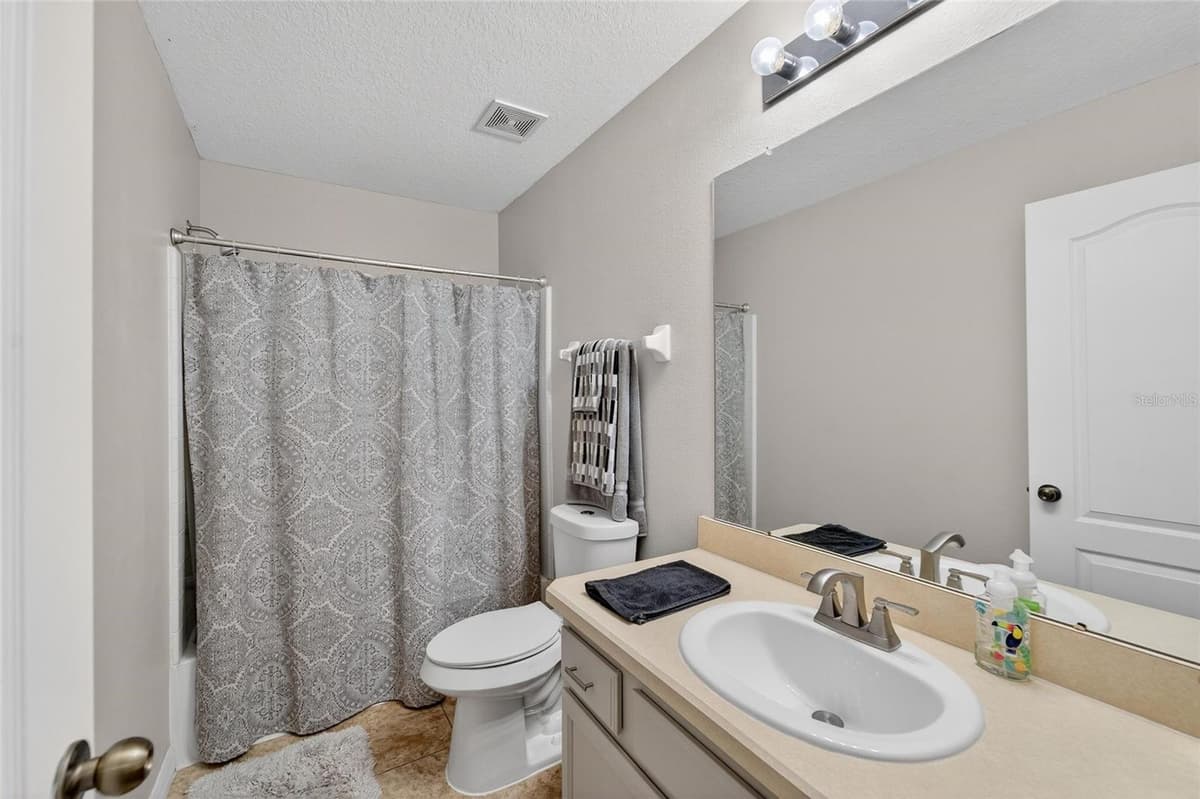 2052 GREENWOOD VALLEY DRIVE — photo 26 of 52