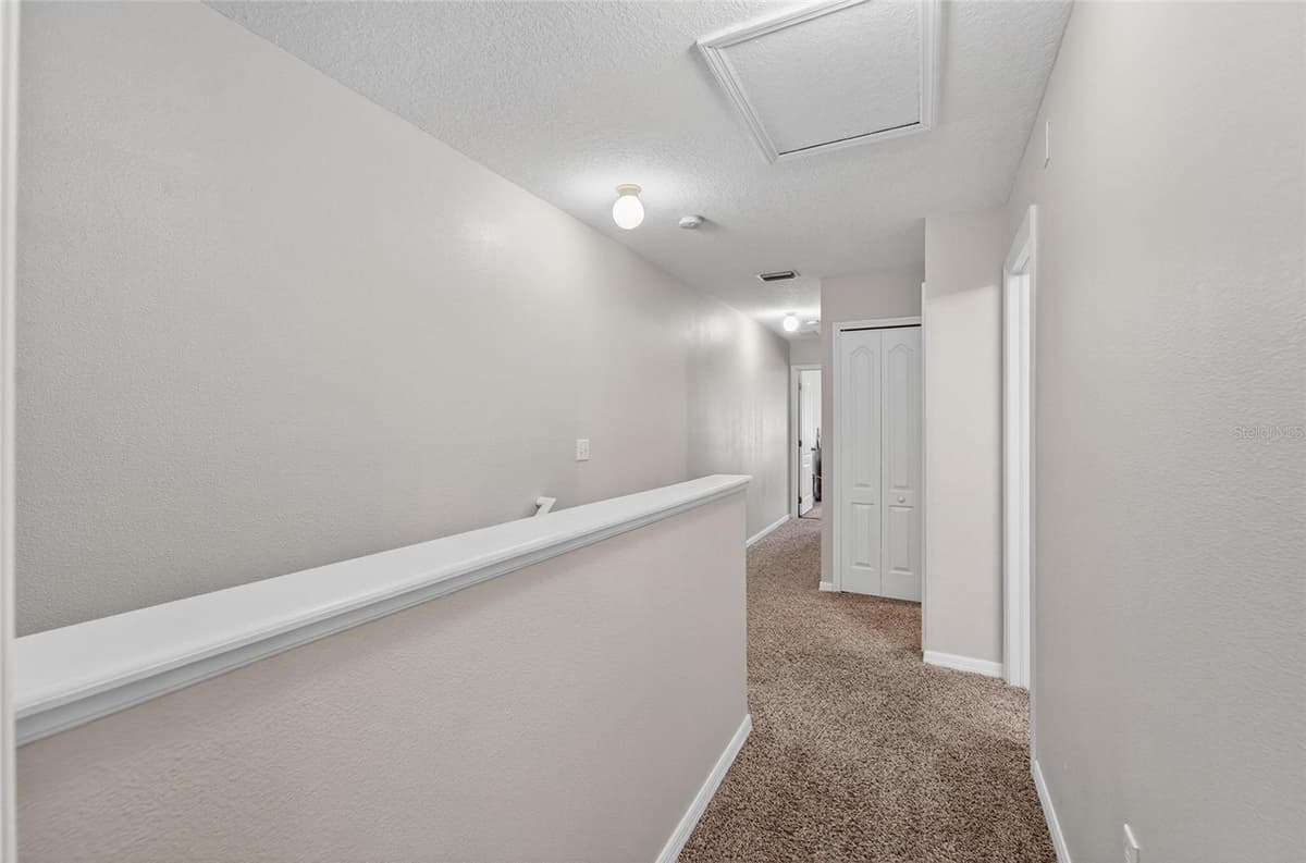 2052 GREENWOOD VALLEY DRIVE — photo 32 of 52