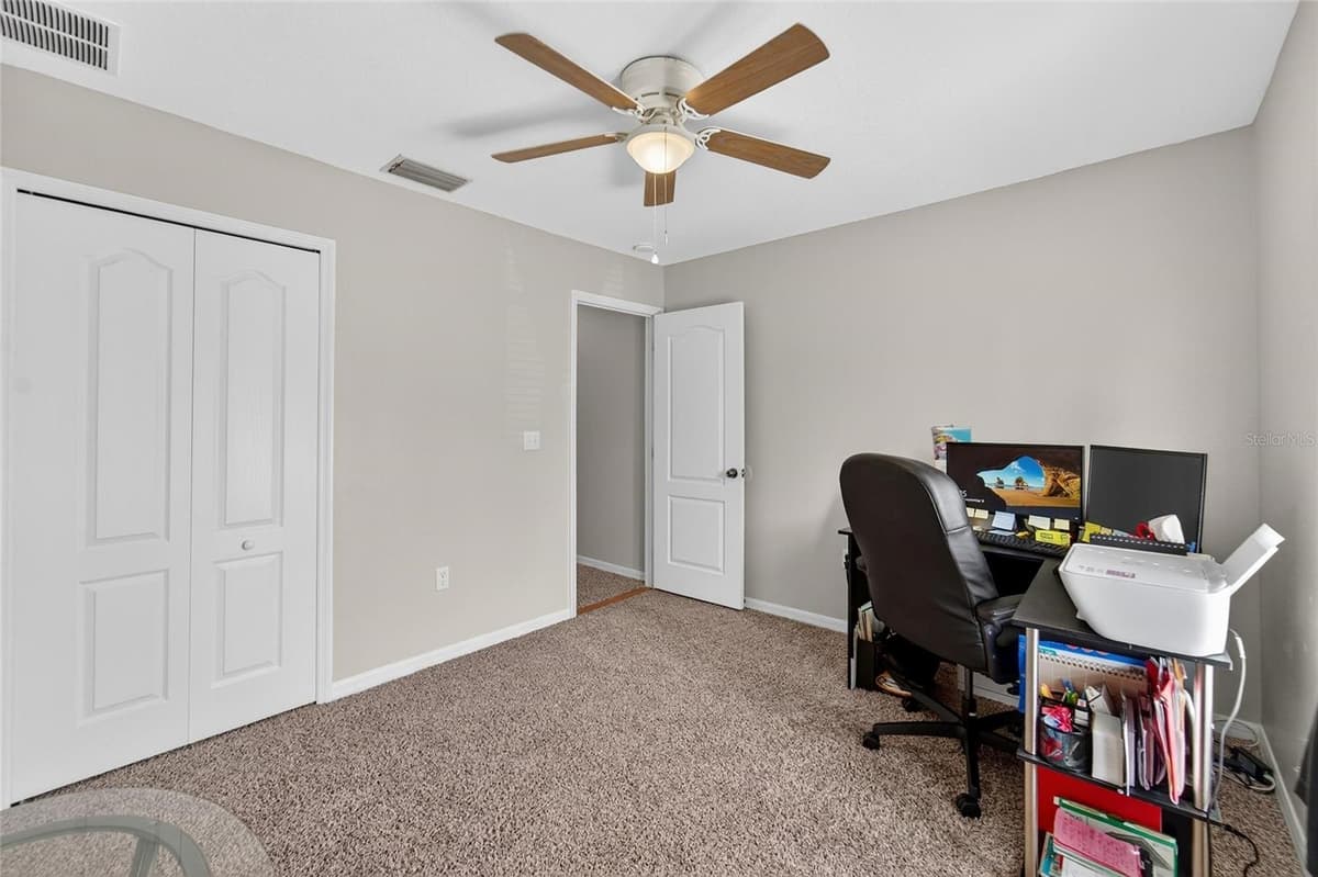 2052 GREENWOOD VALLEY DRIVE — photo 43 of 52