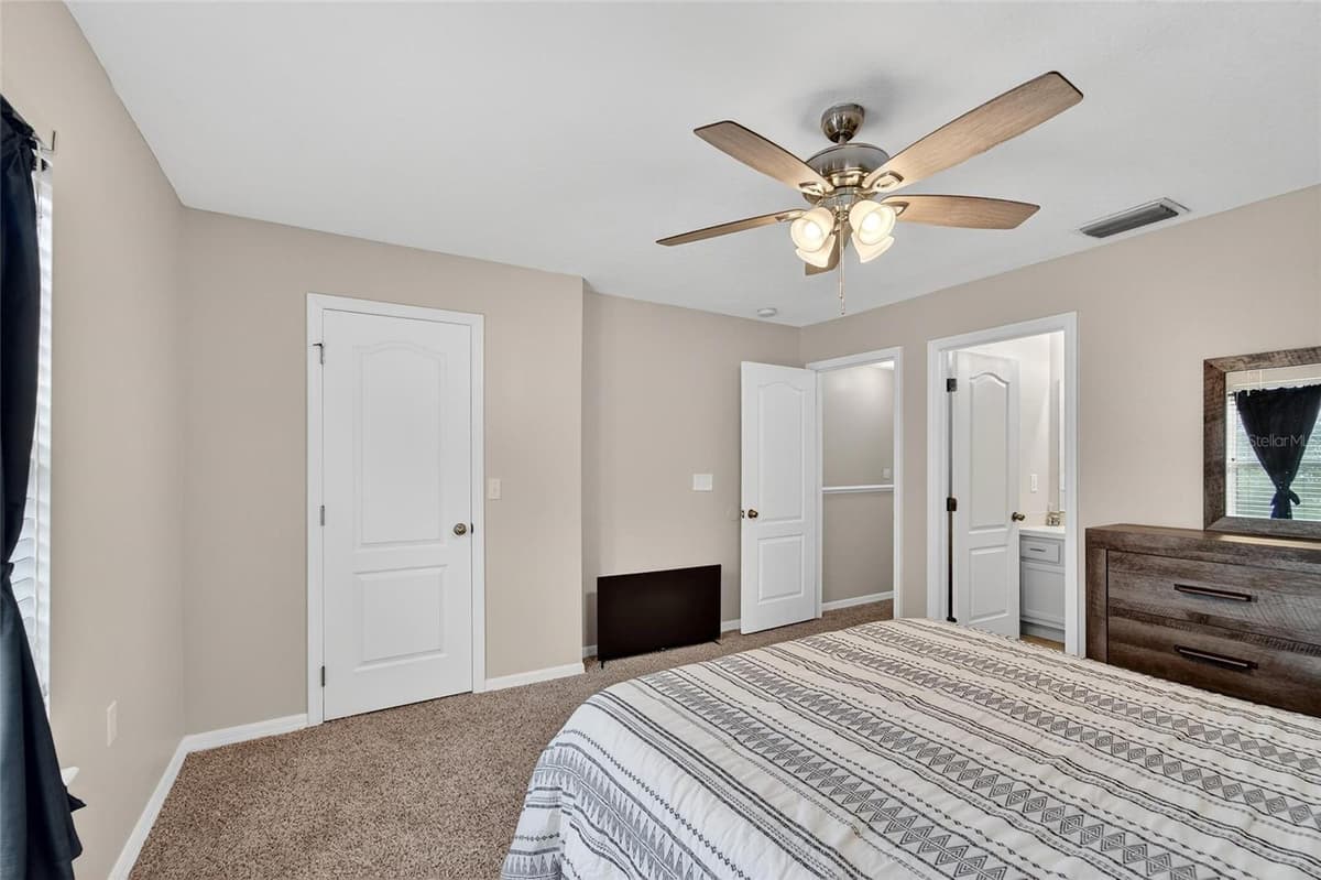 2052 GREENWOOD VALLEY DRIVE — photo 31 of 52