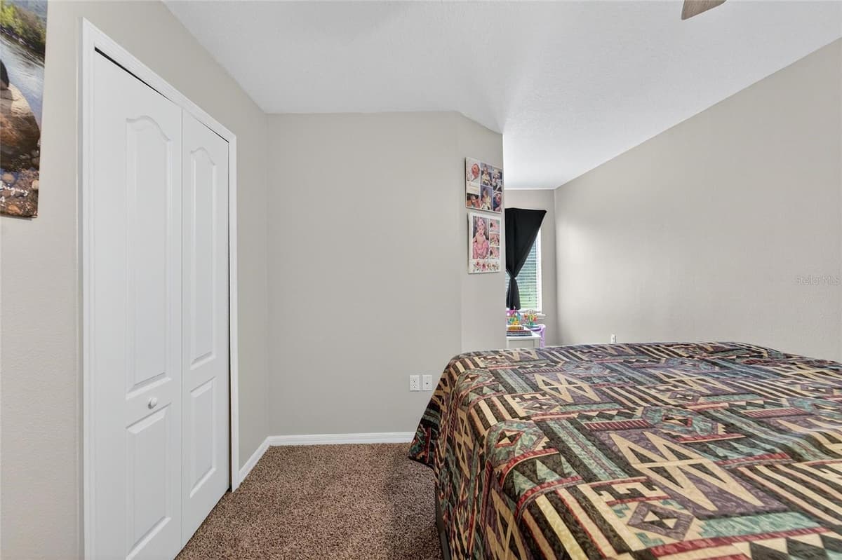2052 GREENWOOD VALLEY DRIVE — photo 38 of 52