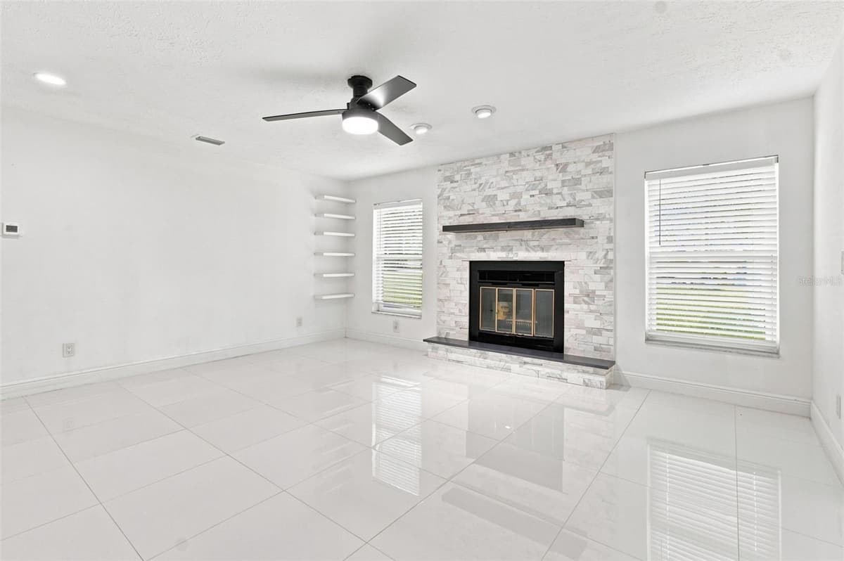 210 LAKE HOBBS ROAD — photo 16 of 80