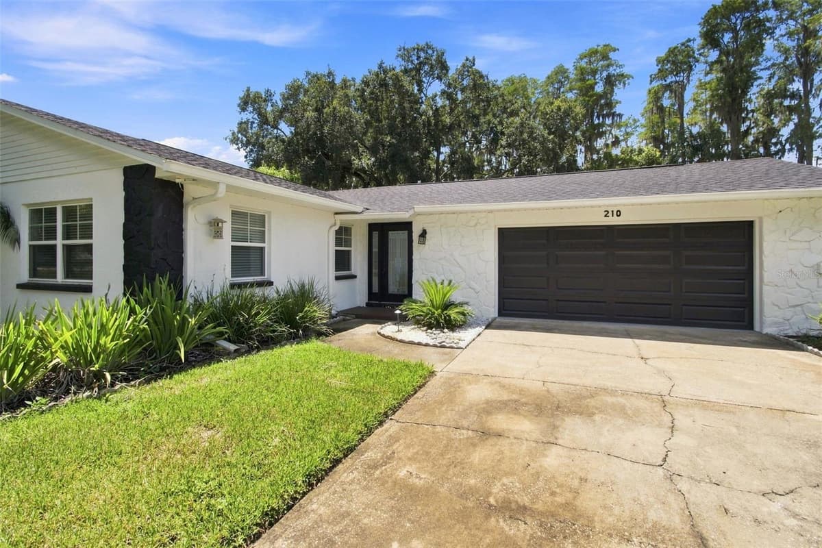 210 LAKE HOBBS ROAD — photo 73 of 80