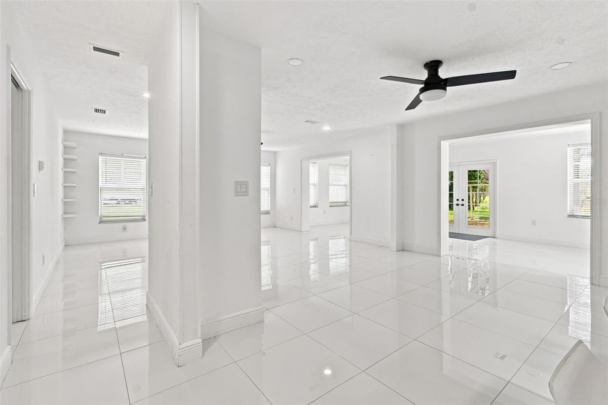 210 LAKE HOBBS ROAD — photo 13 of 80