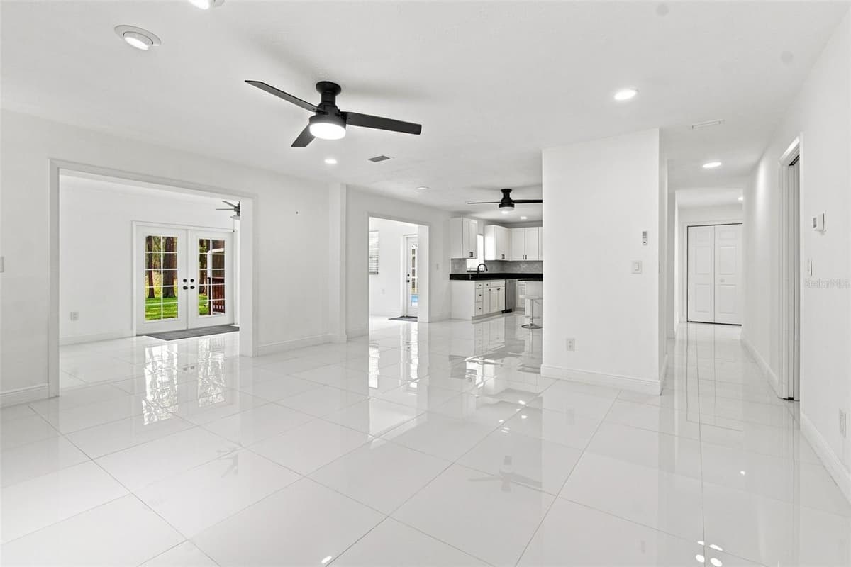 210 LAKE HOBBS ROAD — photo 14 of 80