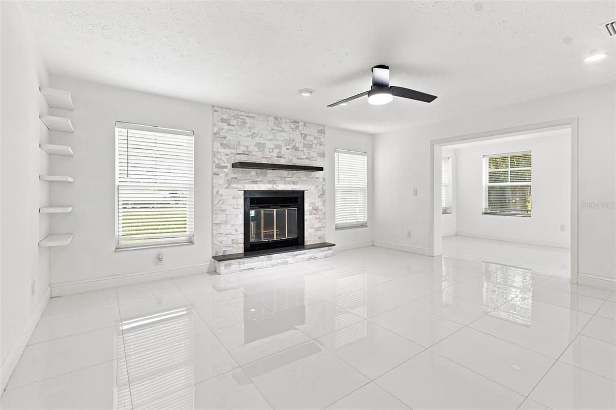 210 LAKE HOBBS ROAD — photo 9 of 80