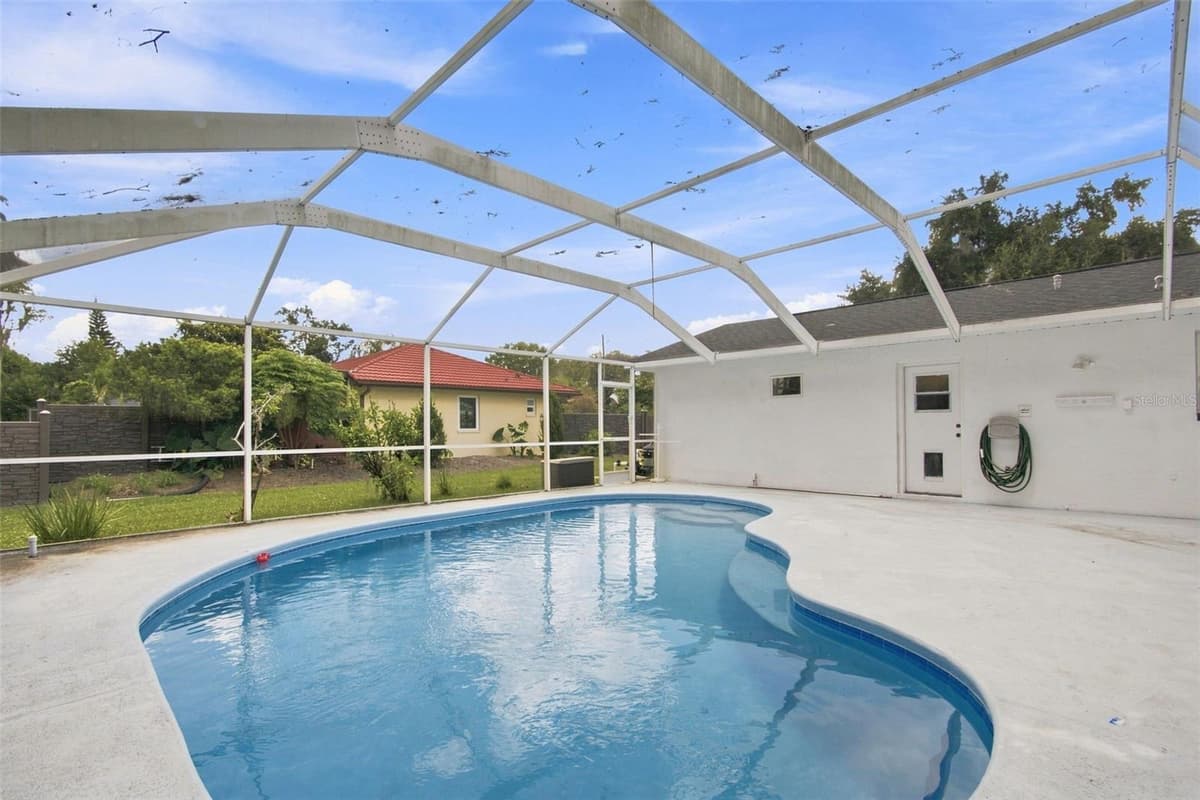 210 LAKE HOBBS ROAD — photo 44 of 80