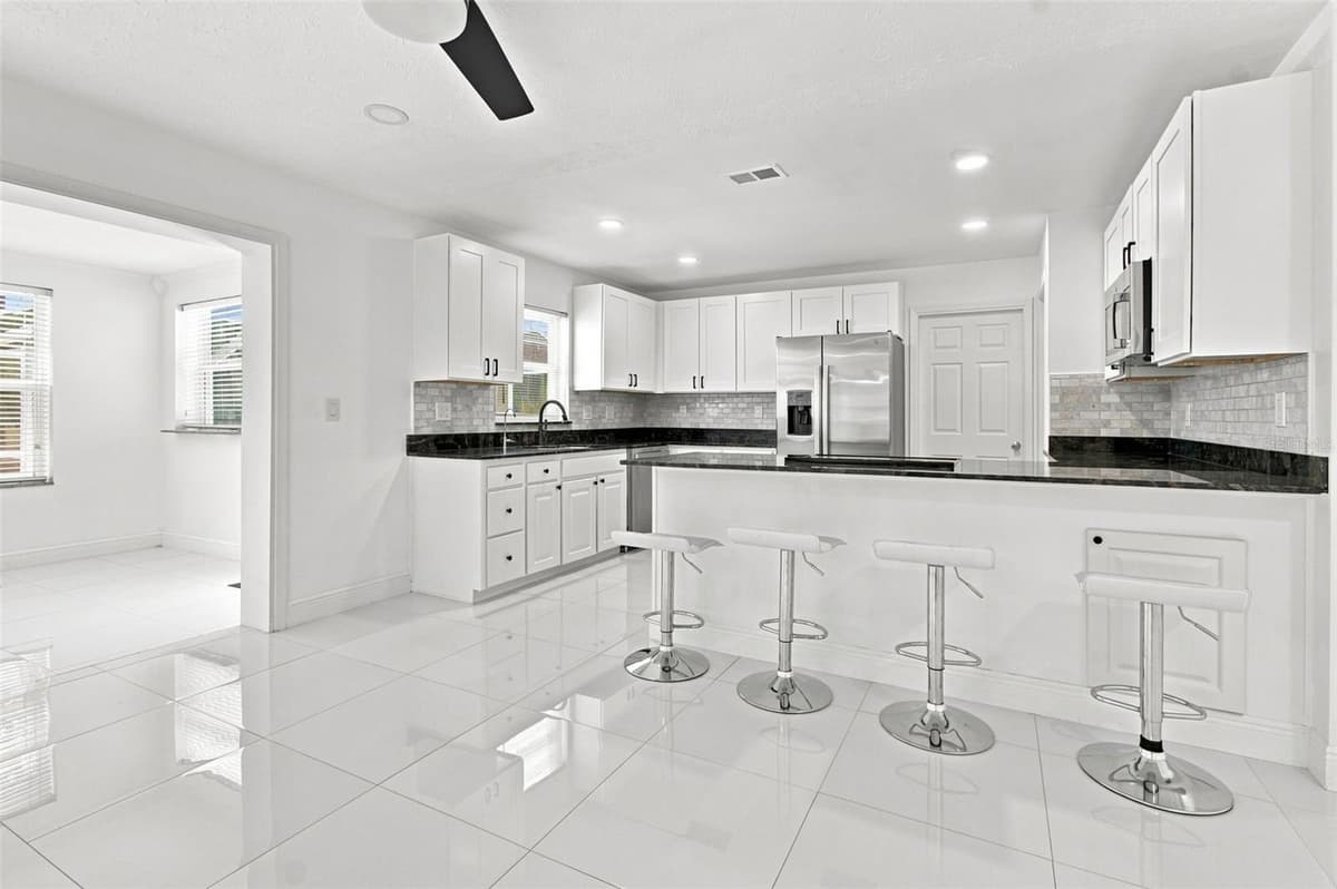 210 LAKE HOBBS ROAD — photo 19 of 80