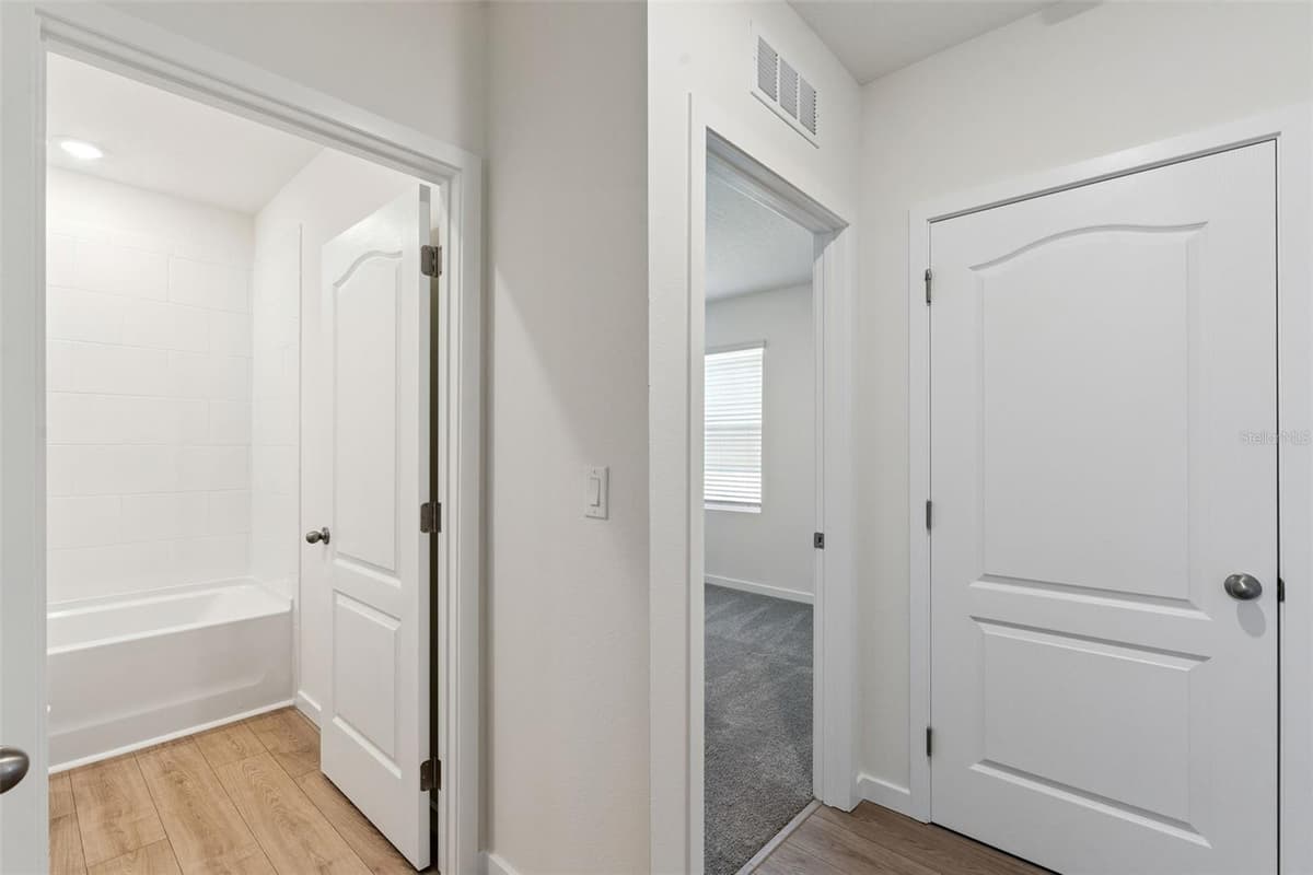 3297 SPINEYWOOD DRIVE — photo 27 of 38