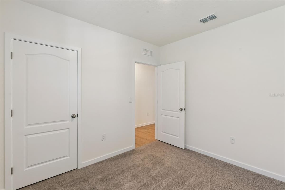 3297 SPINEYWOOD DRIVE — photo 22 of 38