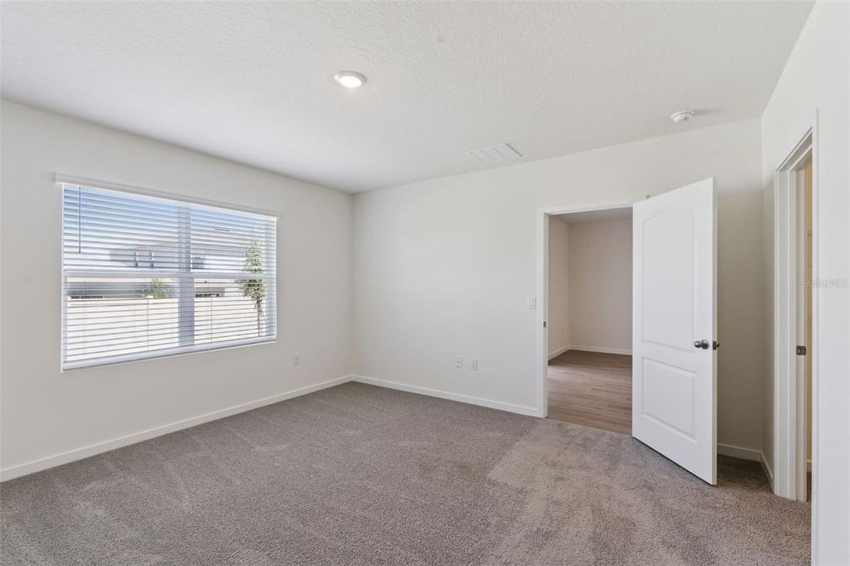3297 SPINEYWOOD DRIVE — photo 19 of 38