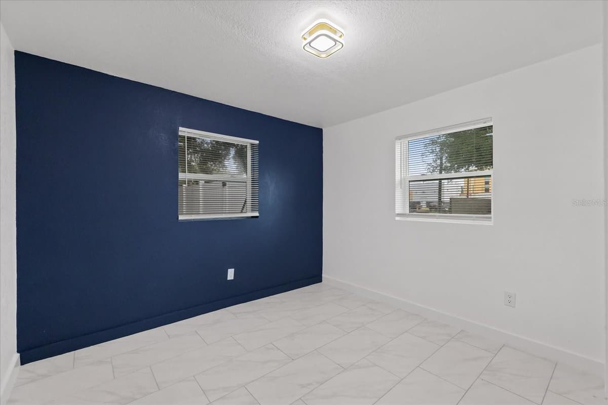 8730 CALDER PLACE — photo 7 of 26