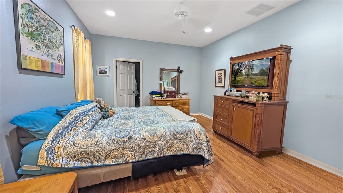1114 TAPESTRY DRIVE — photo 5 of 14