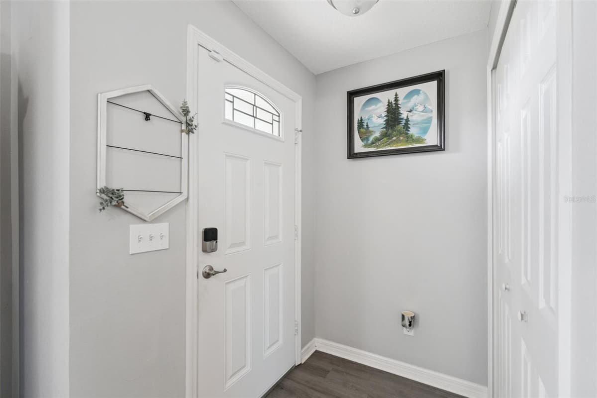 40351 1ST AVENUE — photo 3 of 37
