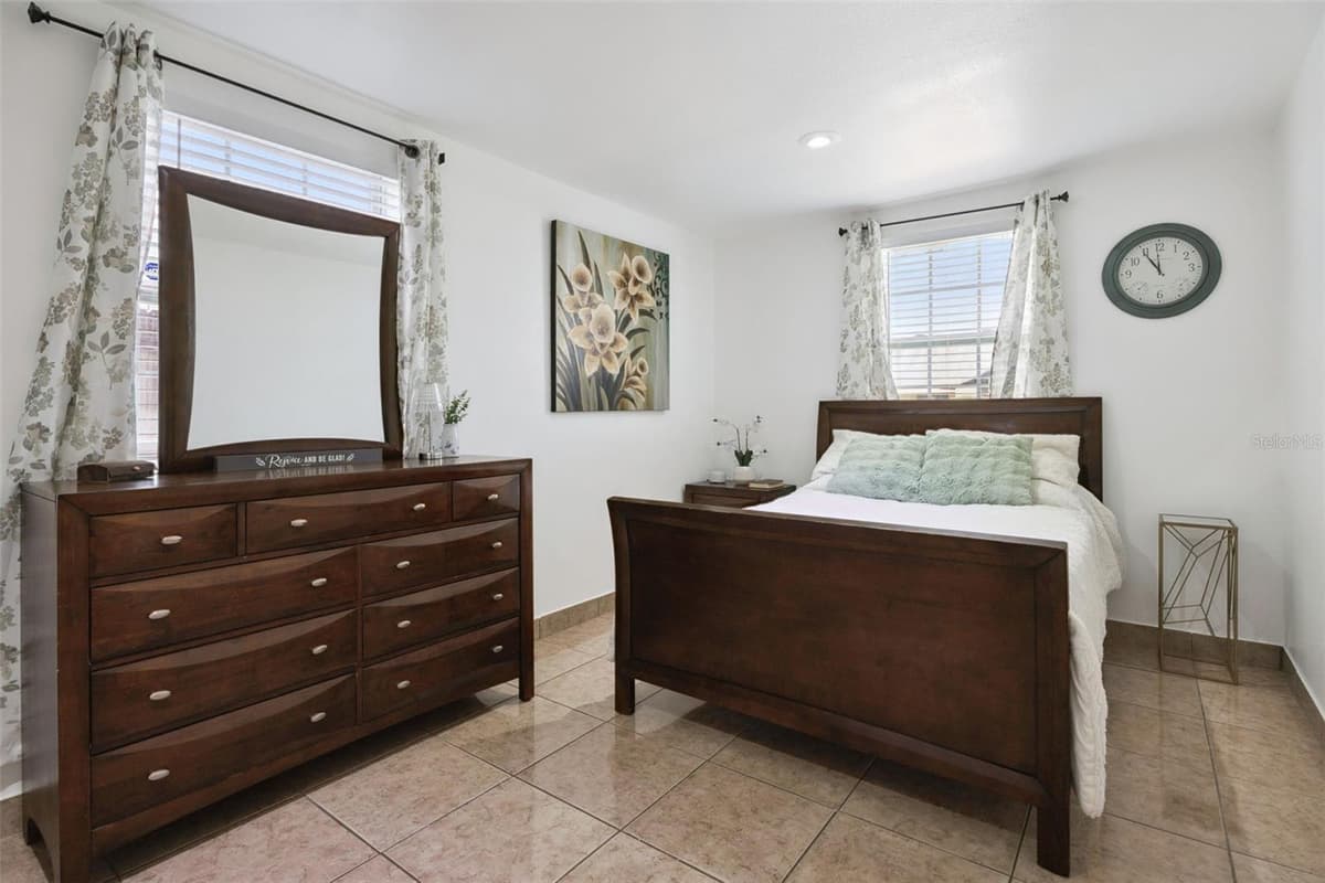 5907 DAHLIA DRIVE — photo 12 of 34
