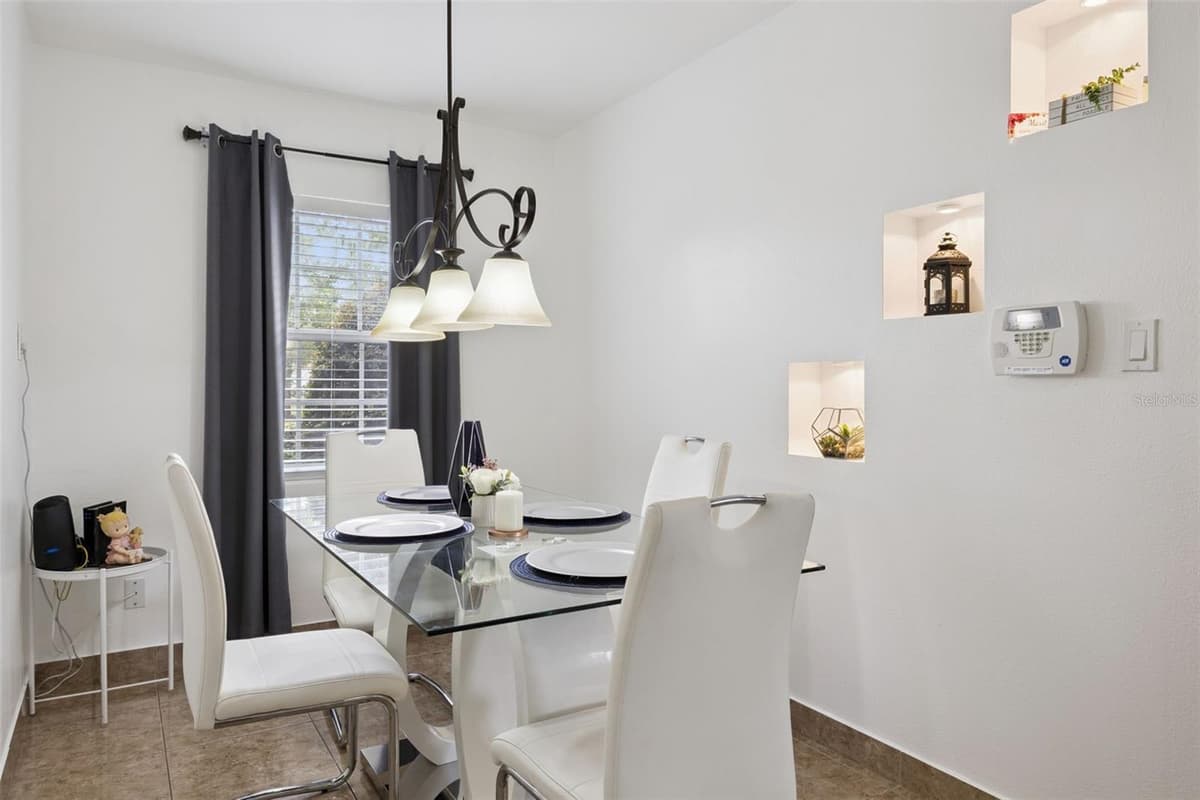 5907 DAHLIA DRIVE — photo 5 of 34