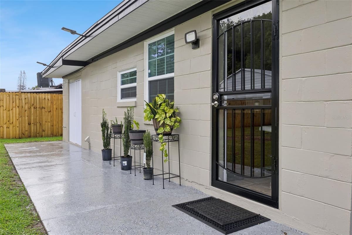 5907 DAHLIA DRIVE — photo 19 of 34
