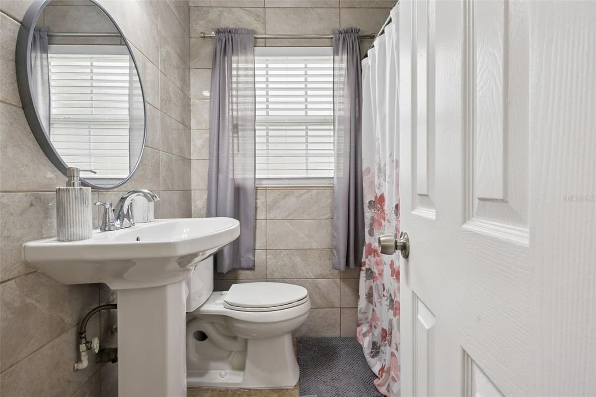 5907 DAHLIA DRIVE — photo 17 of 34